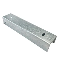 Perfil en C conector soporte para zócalo 250x50 galvanizado