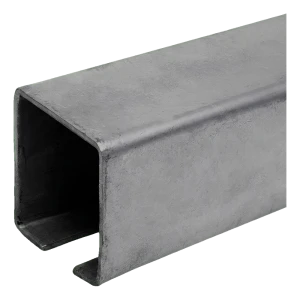 Carril guía de acero – perfil en C para puertas correderas 60×60 mm, longitud 6000 mm